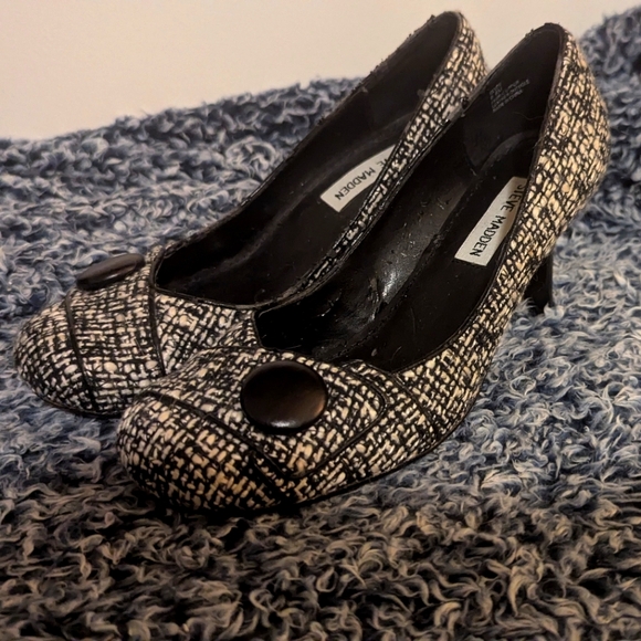Steve Madden Tweed Heals - Picture 1 of 9